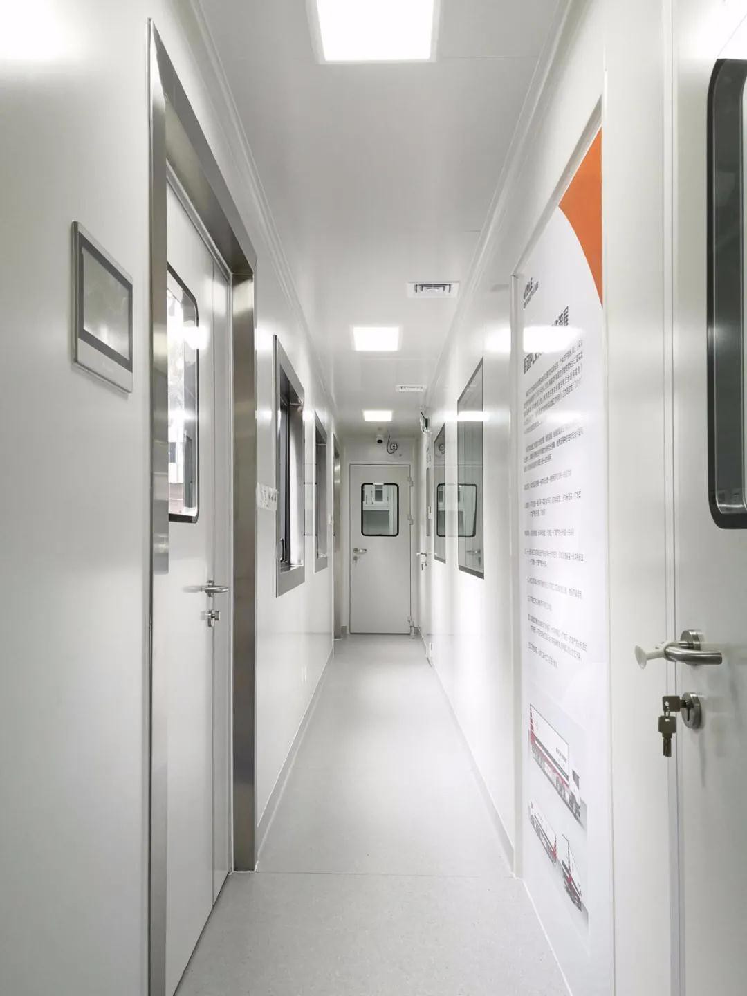 PCR mobile laboratory